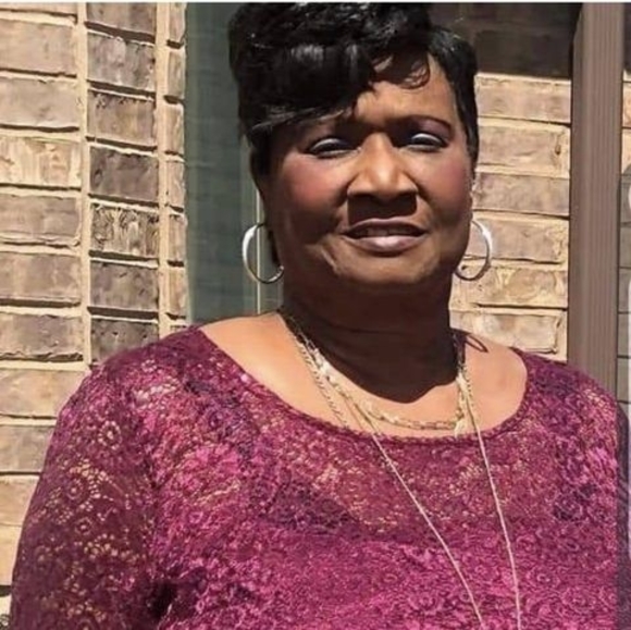 Meet your Posher, Ruth - Picture 1 of 1